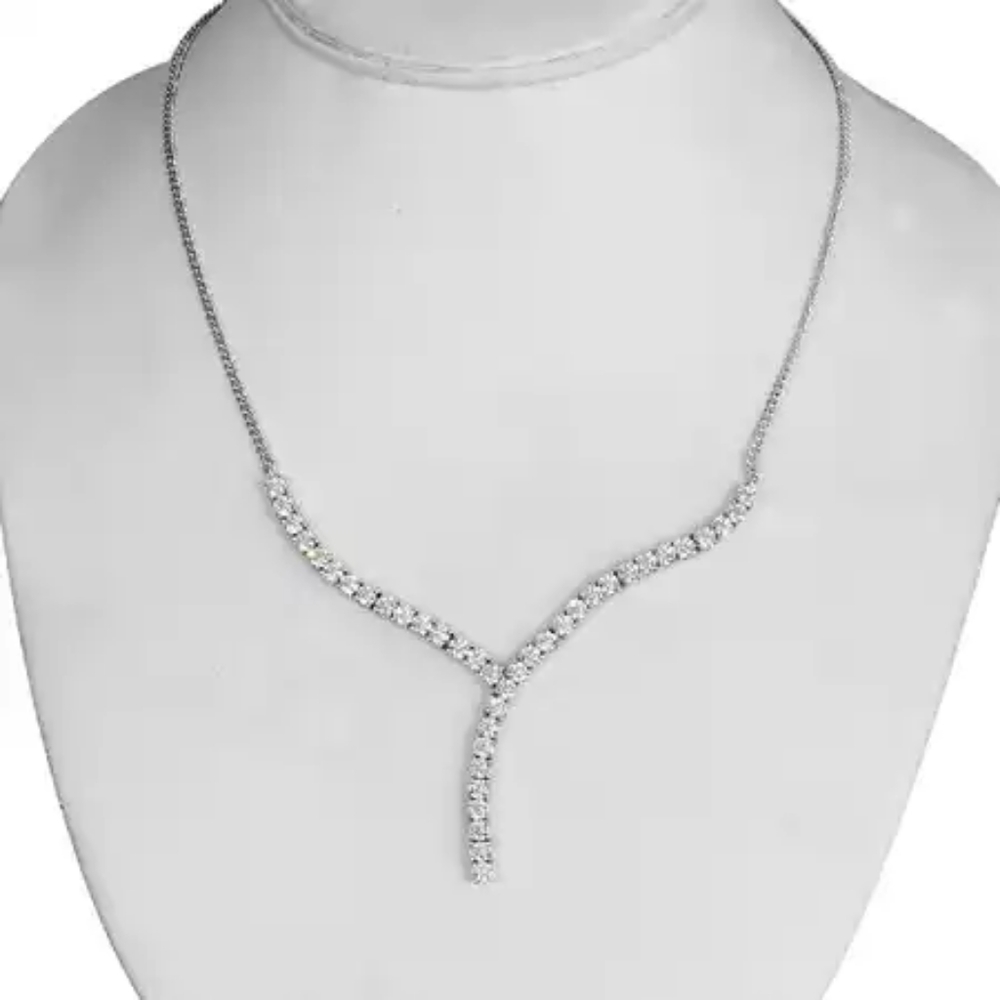 NWT 💎 SWAROVSKI ®️ CUBIC ZIRCONIA NECKLACE IN PLATINUM OVER STERLING SILVER